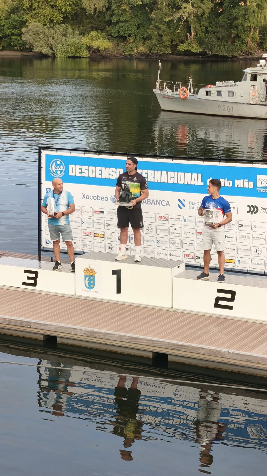 EL RÍA DE ALDÁN GANA EL LV DESCENSO INTERNACIONAL DEL RÍO MIÑO